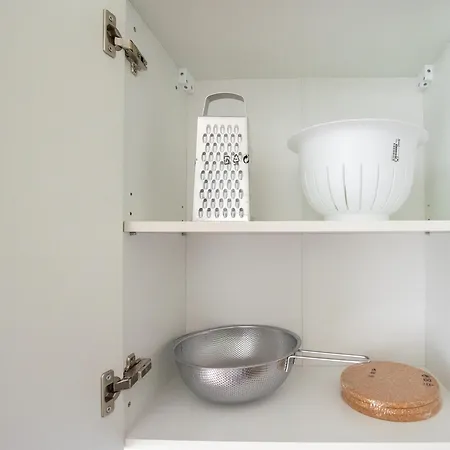 Daire Tolstov Apartments - 1 Schlafzimmer - Wohnzimmer - 25 Min Messe Dus