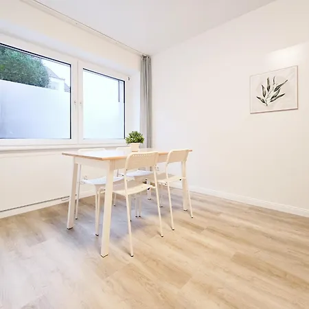 Daire Tolstov Apartments - 1 Schlafzimmer - Wohnzimmer - 25 Min Messe Dus Duisburg